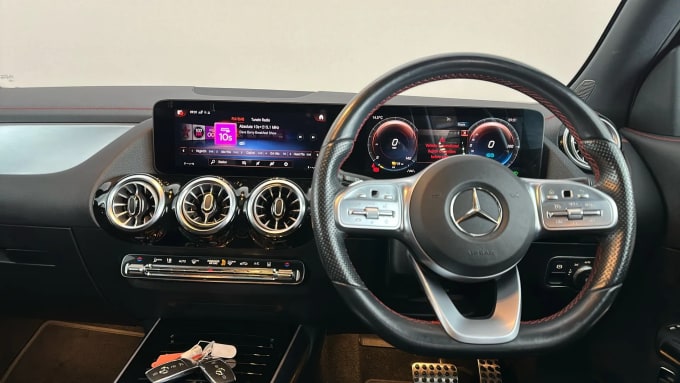 2021 Mercedes-benz Eqa