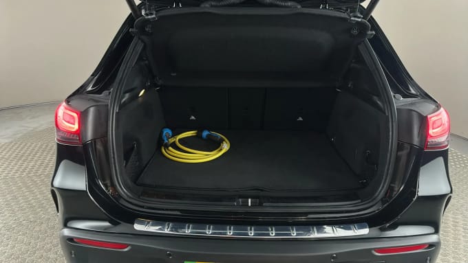 2021 Mercedes-benz Eqa