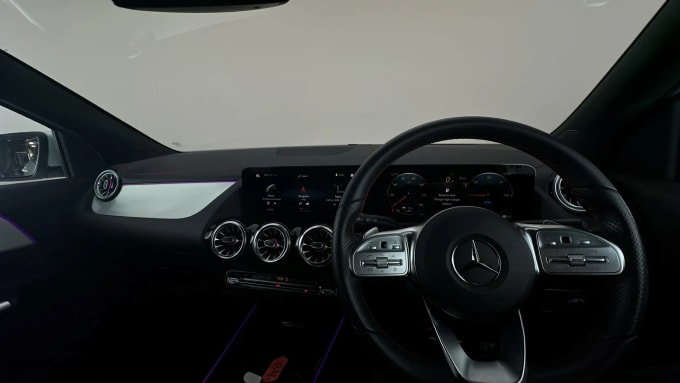 2022 Mercedes-benz Eqa