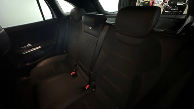 2022 Mercedes-benz Eqa