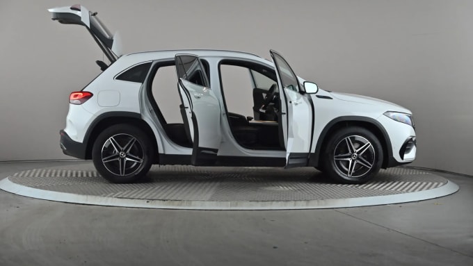 2022 Mercedes-benz Eqa