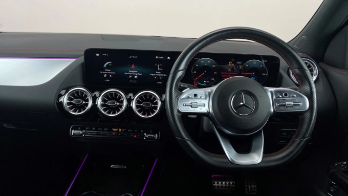 2021 Mercedes-benz Eqa