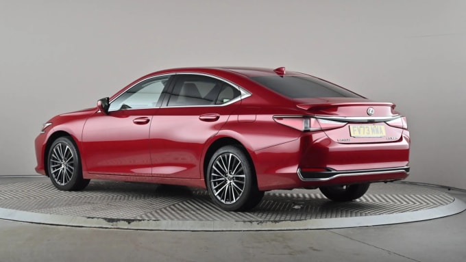 2023 Lexus Es