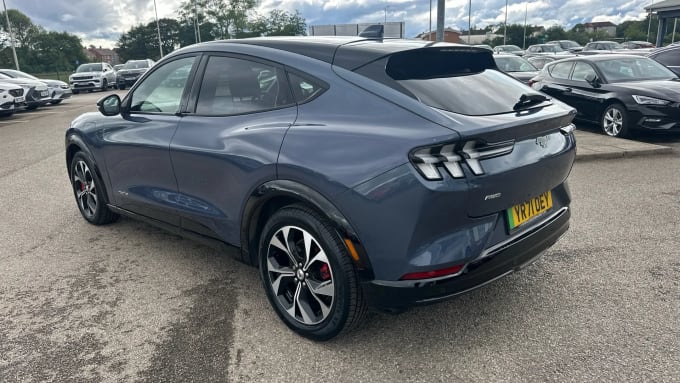 2021 Ford Mustang Mach-e