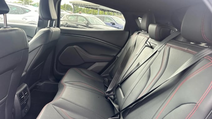 2021 Ford Mustang Mach-e