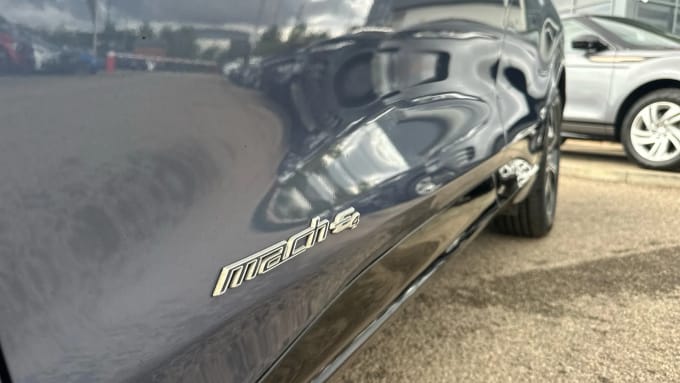 2021 Ford Mustang Mach-e