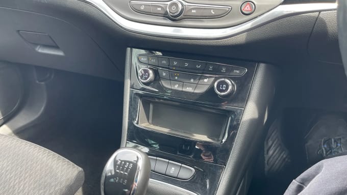 2019 Vauxhall Astra
