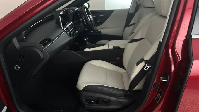 2023 Lexus Es