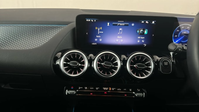 2024 Mercedes-benz Eqa