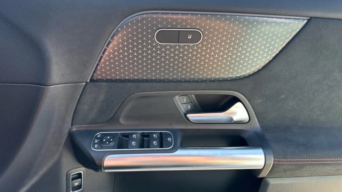 2024 Mercedes-benz Eqa