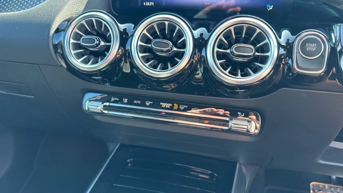 2024 Mercedes-benz Eqa