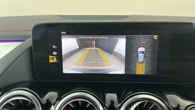 2022 Mercedes-benz Eqa