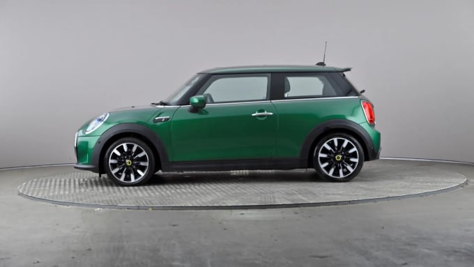 2021 Mini Hatch