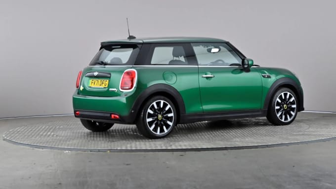 2021 Mini Hatch