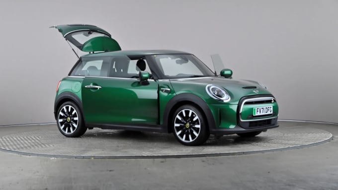 2021 Mini Hatch