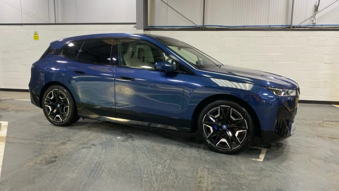 2022 BMW Ix
