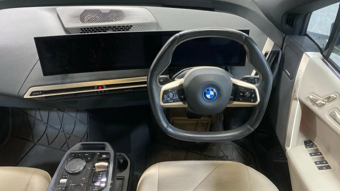 2022 BMW Ix