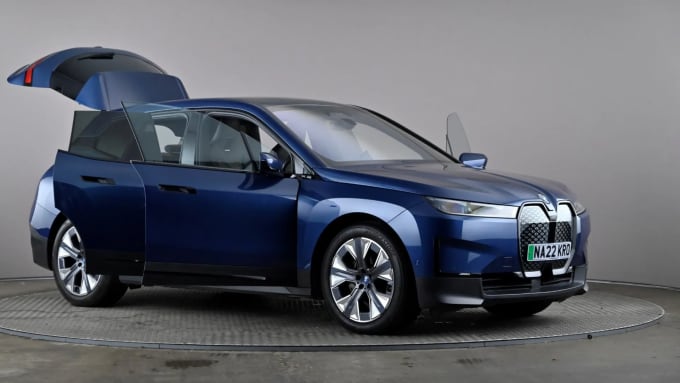 2022 BMW Ix