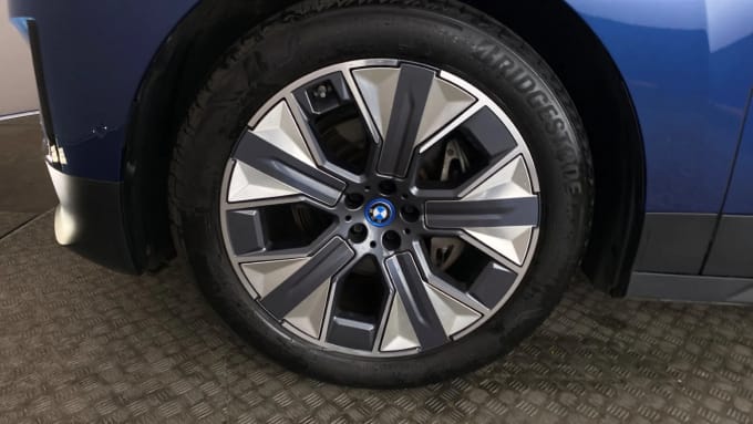2022 BMW Ix