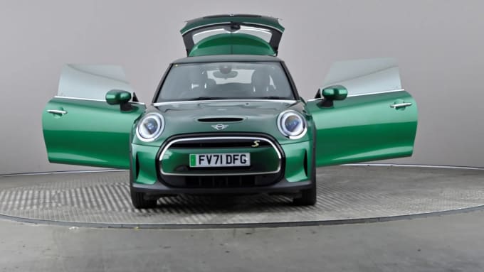 2021 Mini Hatch