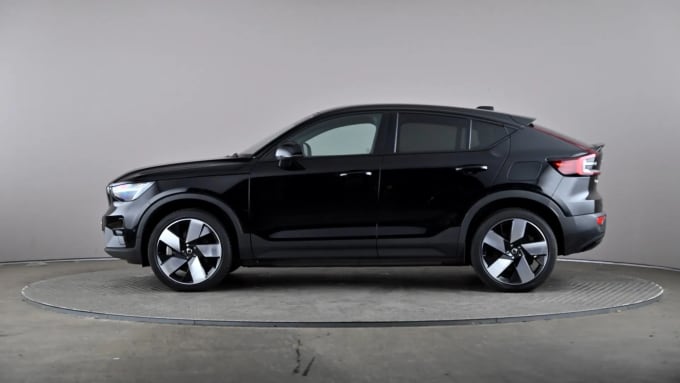 2022 Volvo C40