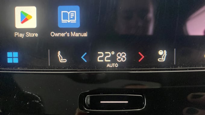 2022 Volvo C40
