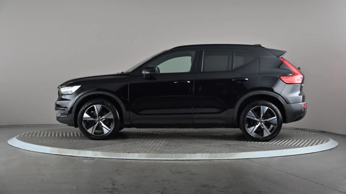 2022 Volvo Xc40