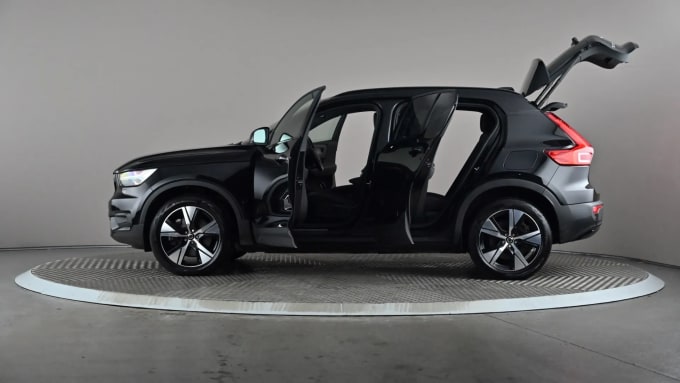 2022 Volvo Xc40