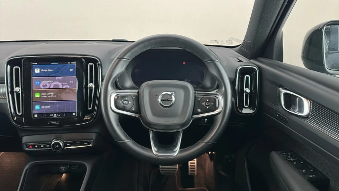 2022 Volvo Xc40