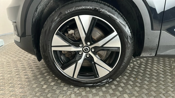 2022 Volvo Xc40