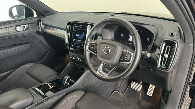 2022 Volvo Xc40