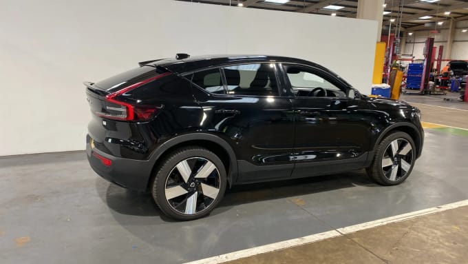 2022 Volvo C40
