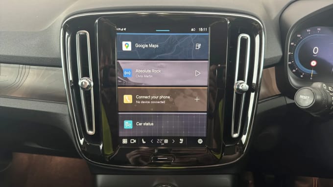 2022 Volvo C40