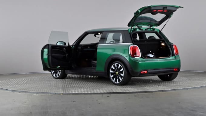 2021 Mini Hatch