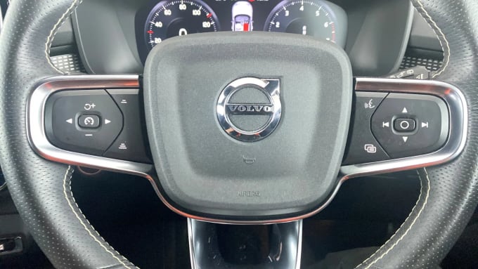 2021 Volvo Xc40
