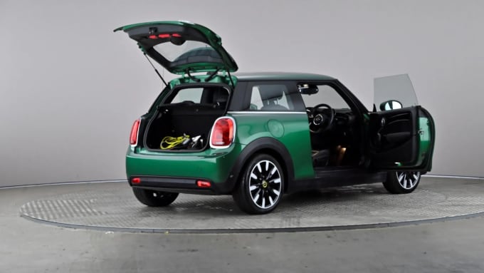 2021 Mini Hatch