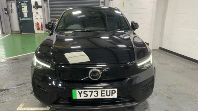 2023 Volvo C40