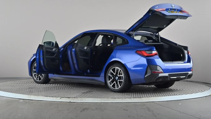 2023 BMW I4