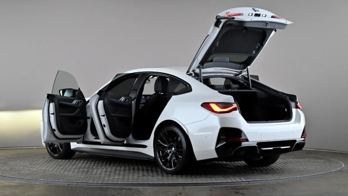 2023 BMW I4