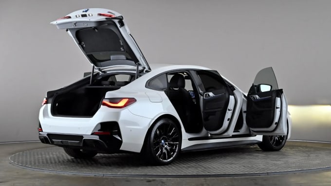2023 BMW I4