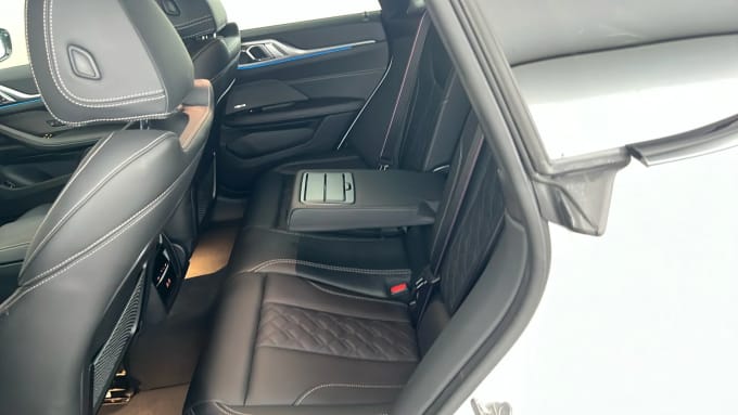 2023 BMW I4