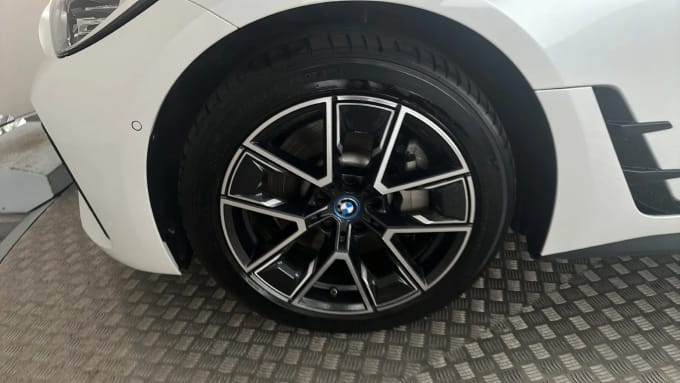 2022 BMW I4