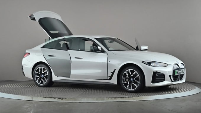 2022 BMW I4