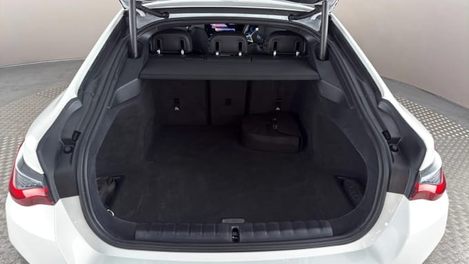 2022 BMW I4