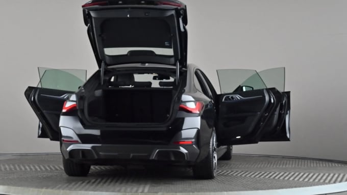 2022 BMW I4