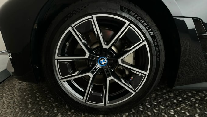 2022 BMW I4