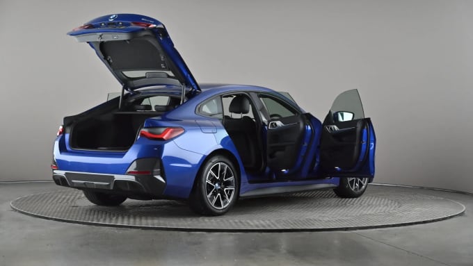 2022 BMW I4