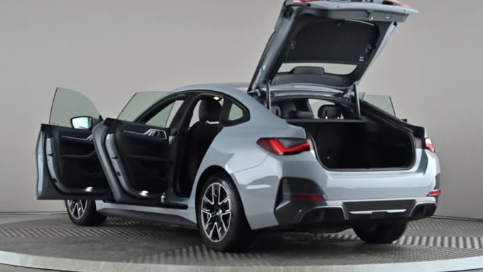 2022 BMW I4