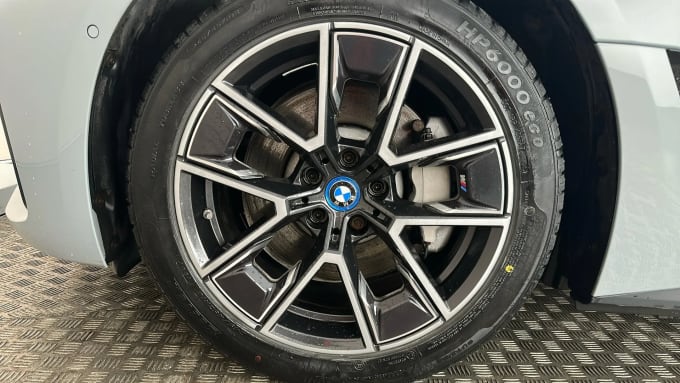 2022 BMW I4