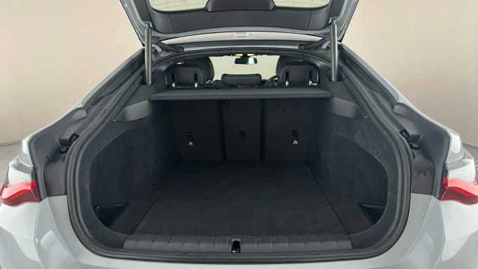2022 BMW I4